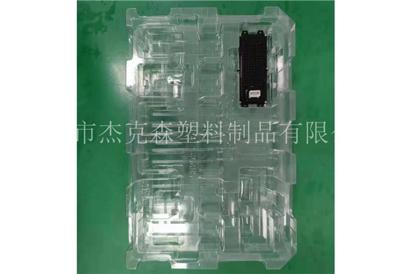 车灯吸塑